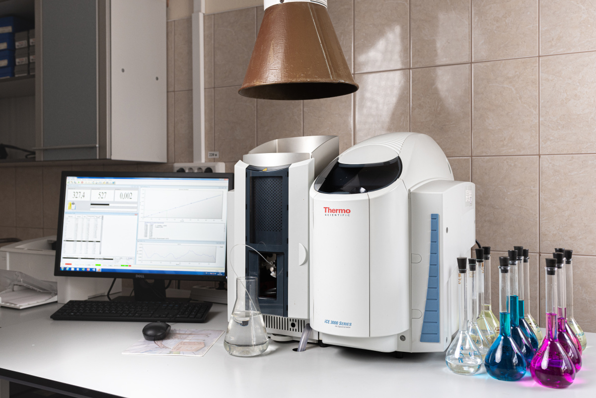 Атомно-абсорбционный спектрометр «Solaar»